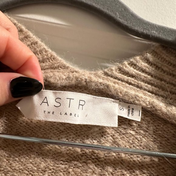 ASTR the Label Alpine Cardigan - Picture 8 of 9